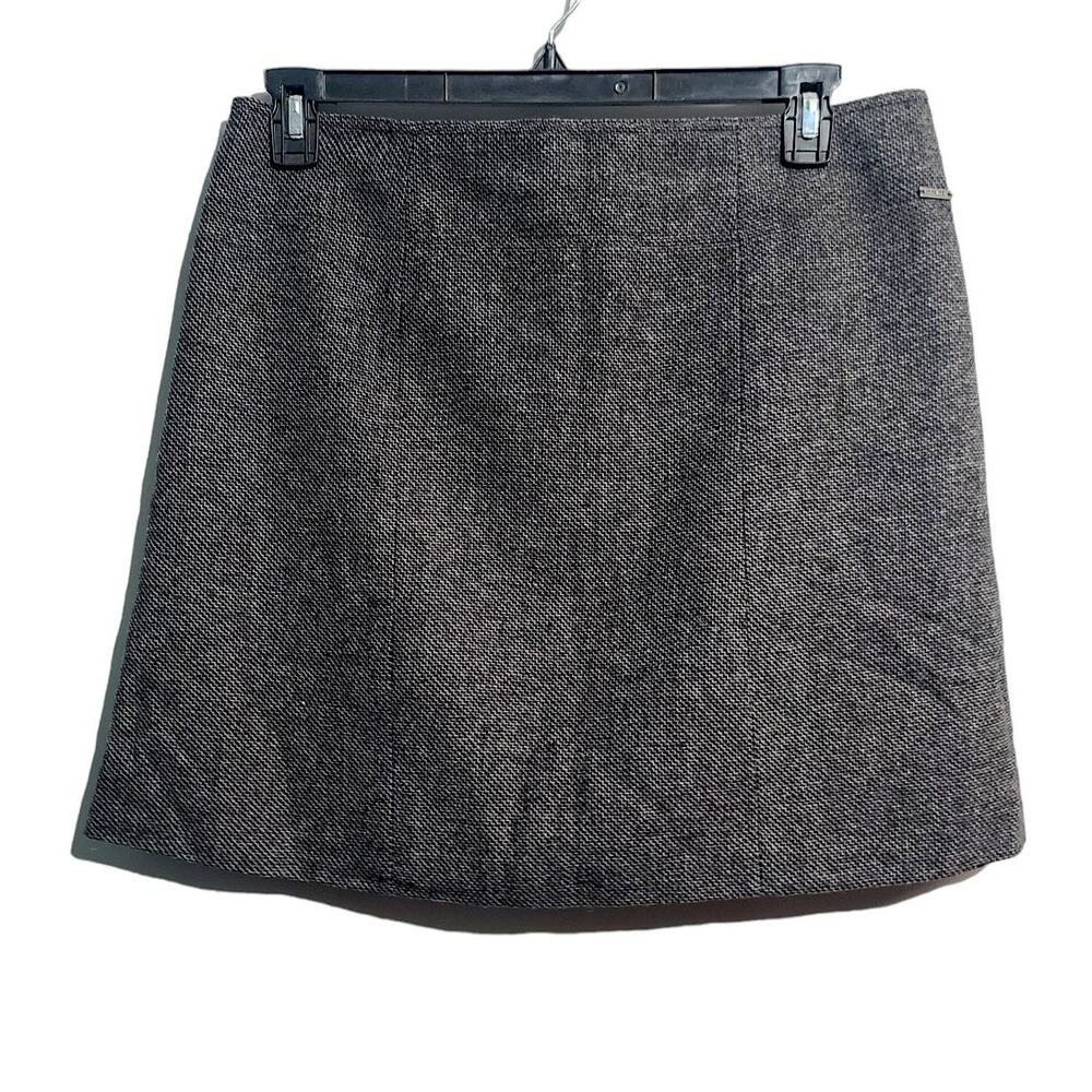 Prana Gray Mini Skirt with Buckle Detail - Picture 3 of 6